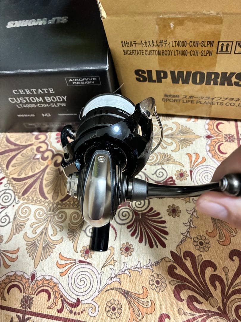 SLP WORKS LT4000-CXH スピニングリール