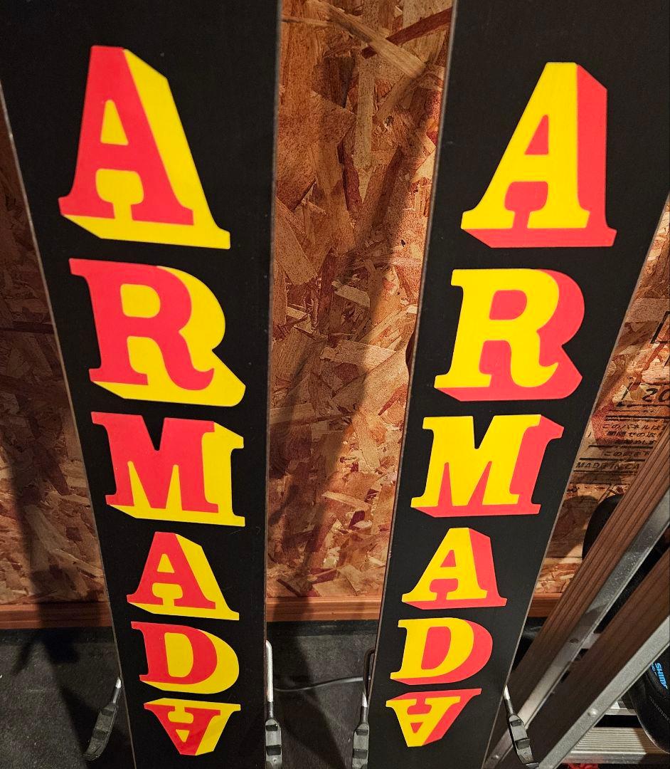 スキー Armada JJ + Jester schizo
