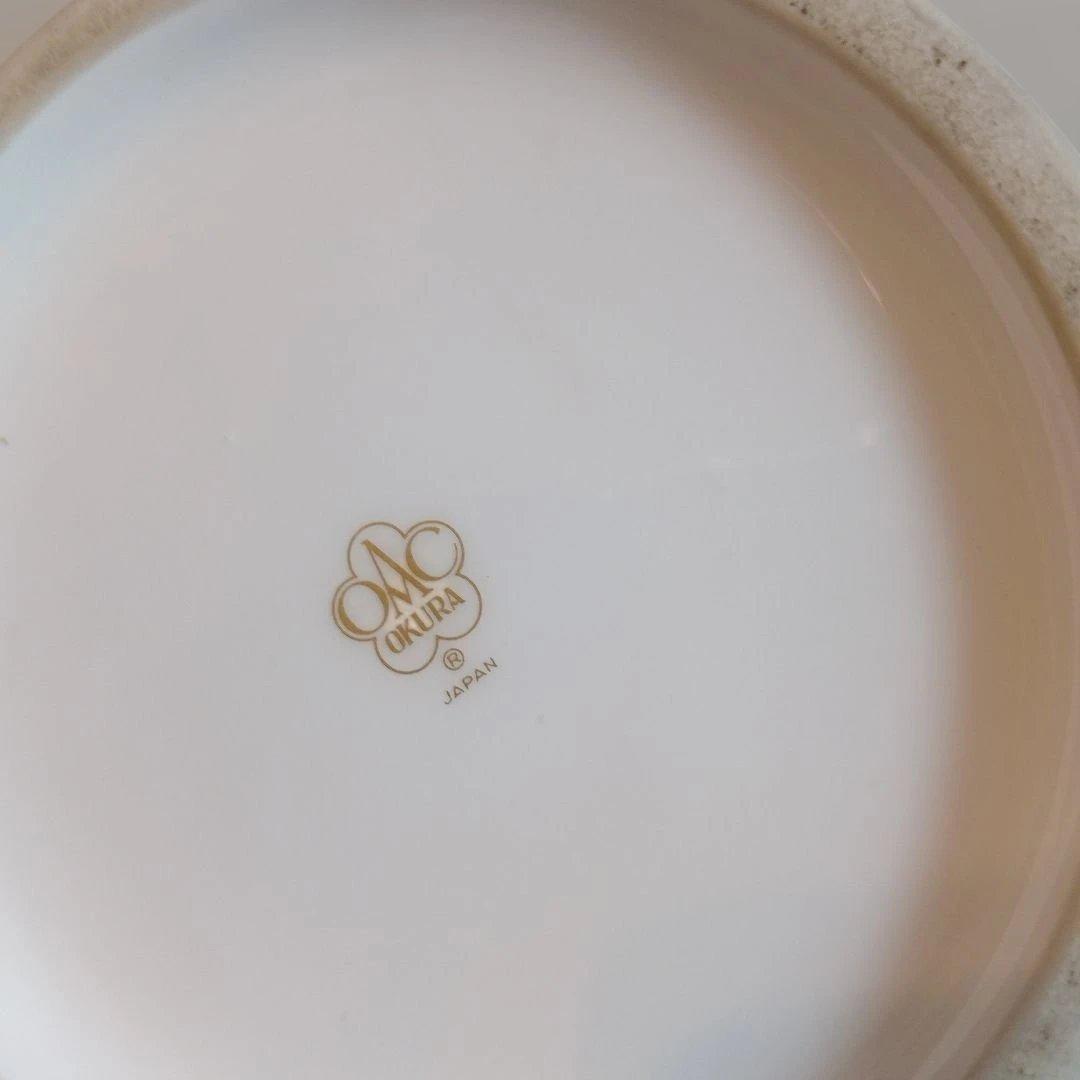 Okura China バラの花瓶　陶磁器