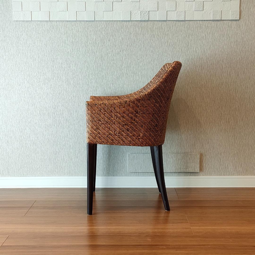 〈美品〉ラタン　アームチェア　ダイニングチェア　アジアン