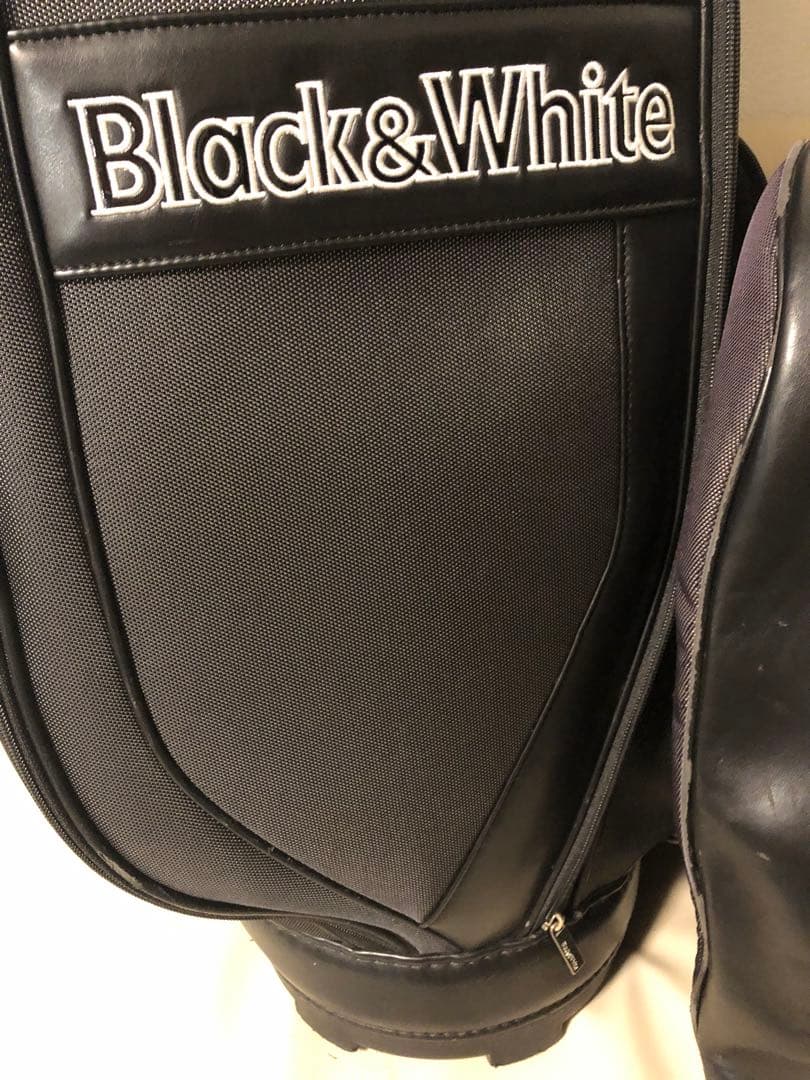 【送料込み】大人気　BLACK &WHITE ゴルフバッグ　黒