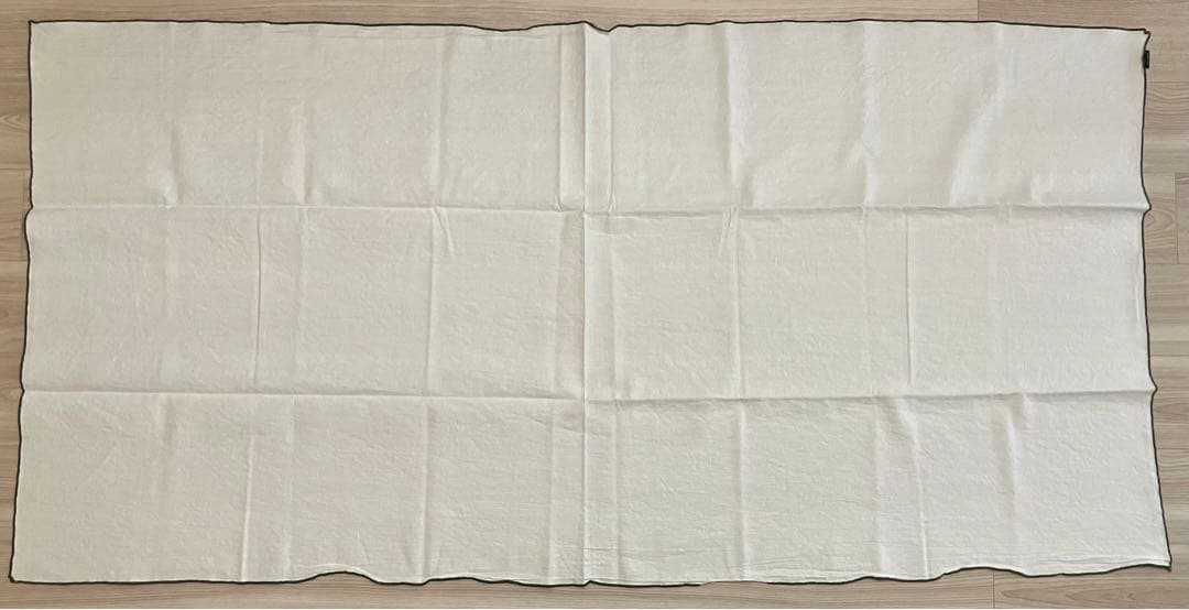 MAISON DE VACANCES テーブルクロス