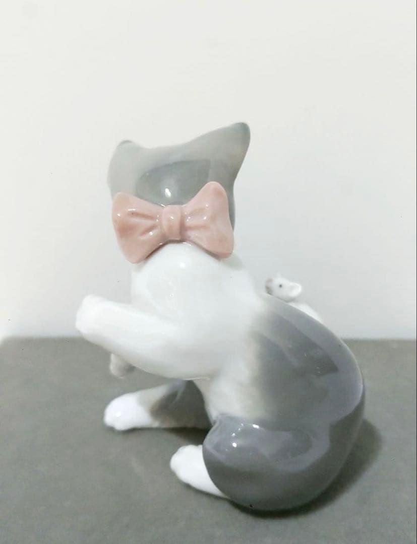 LLADRO \"驚いた仔猫ちゃん\"