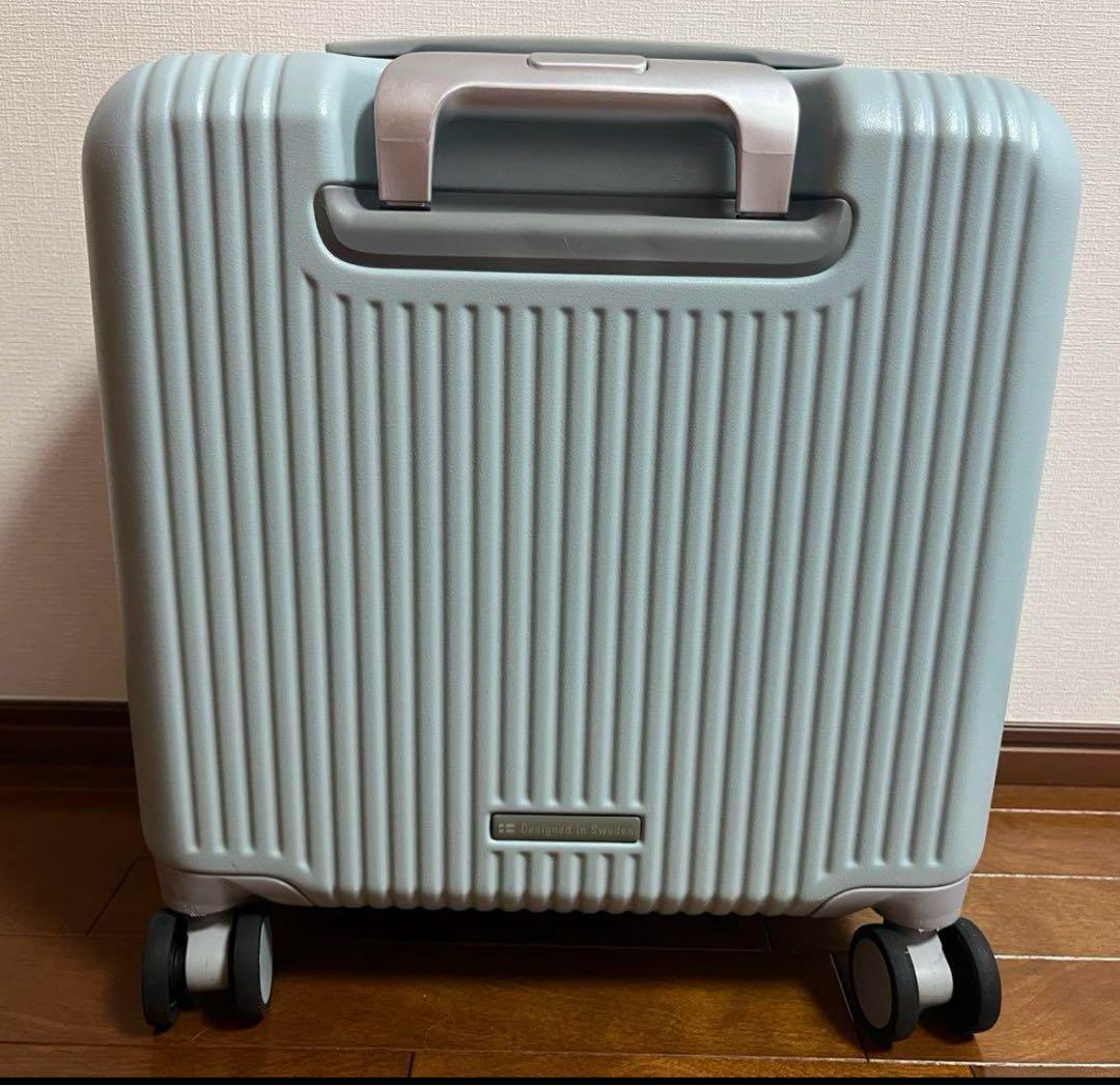 新品 innovator 33L キャリーケース ペールブルー inv20