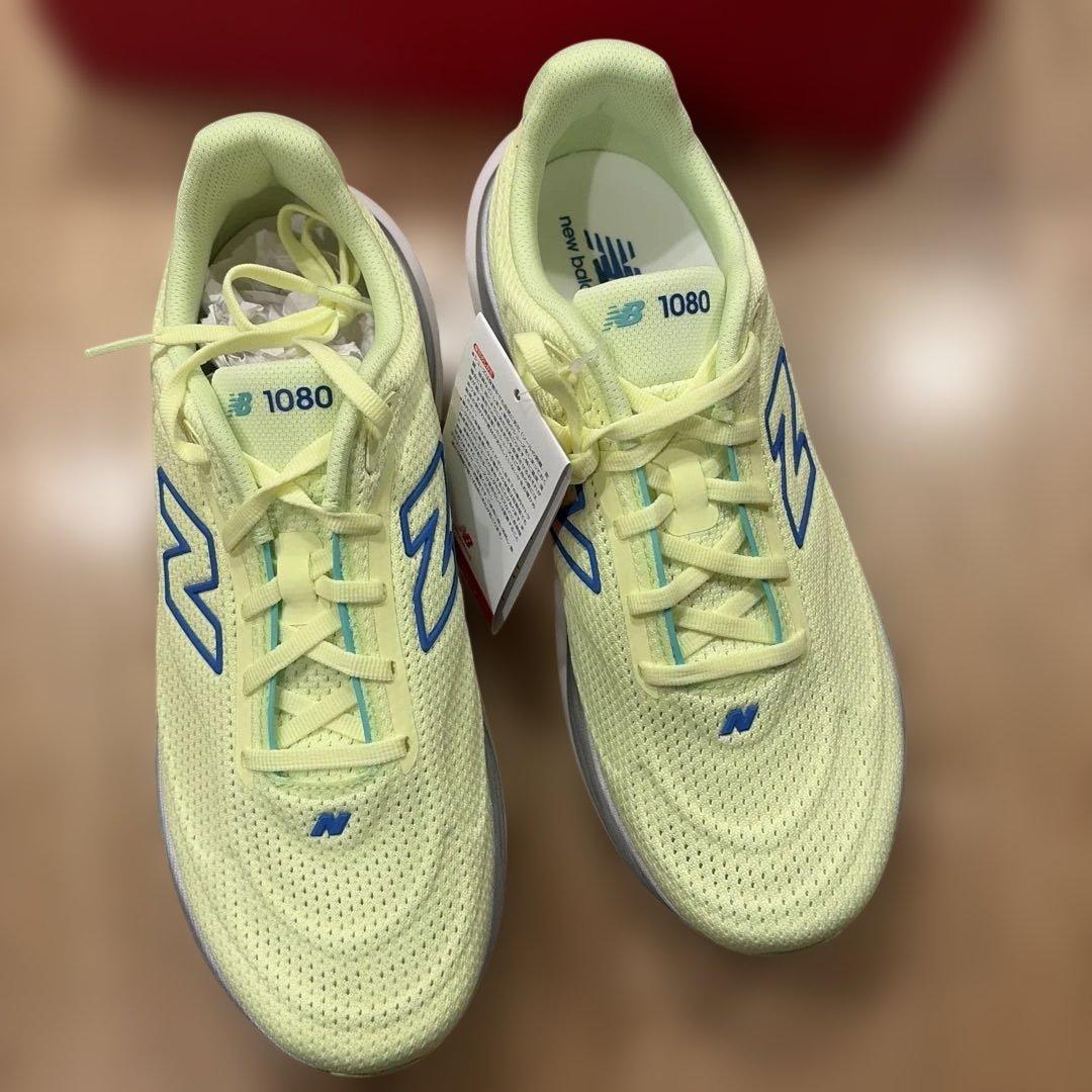ニューバランス　1080 v15 27cm 2E