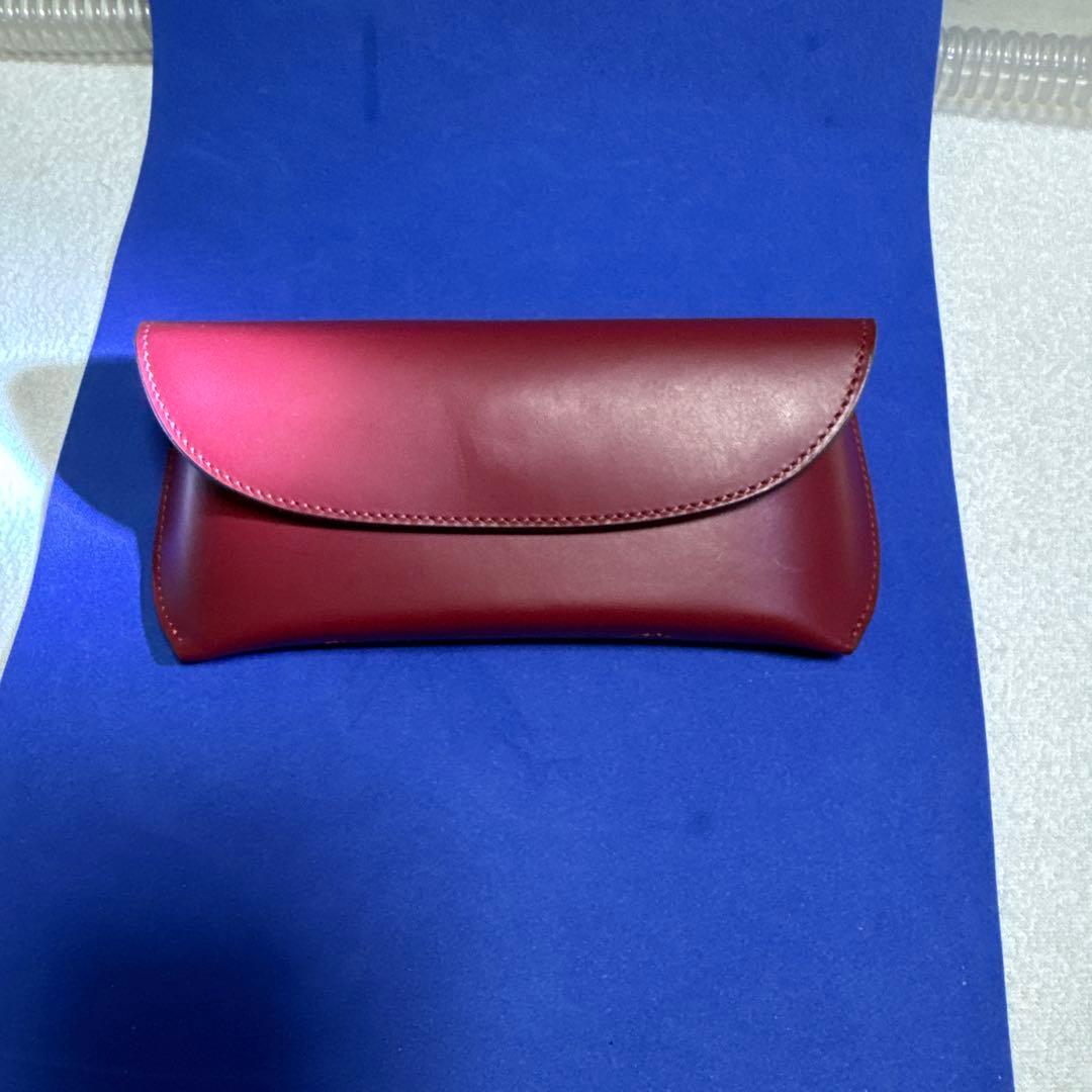 ソメスサドル　レザー製 赤 メガネケース