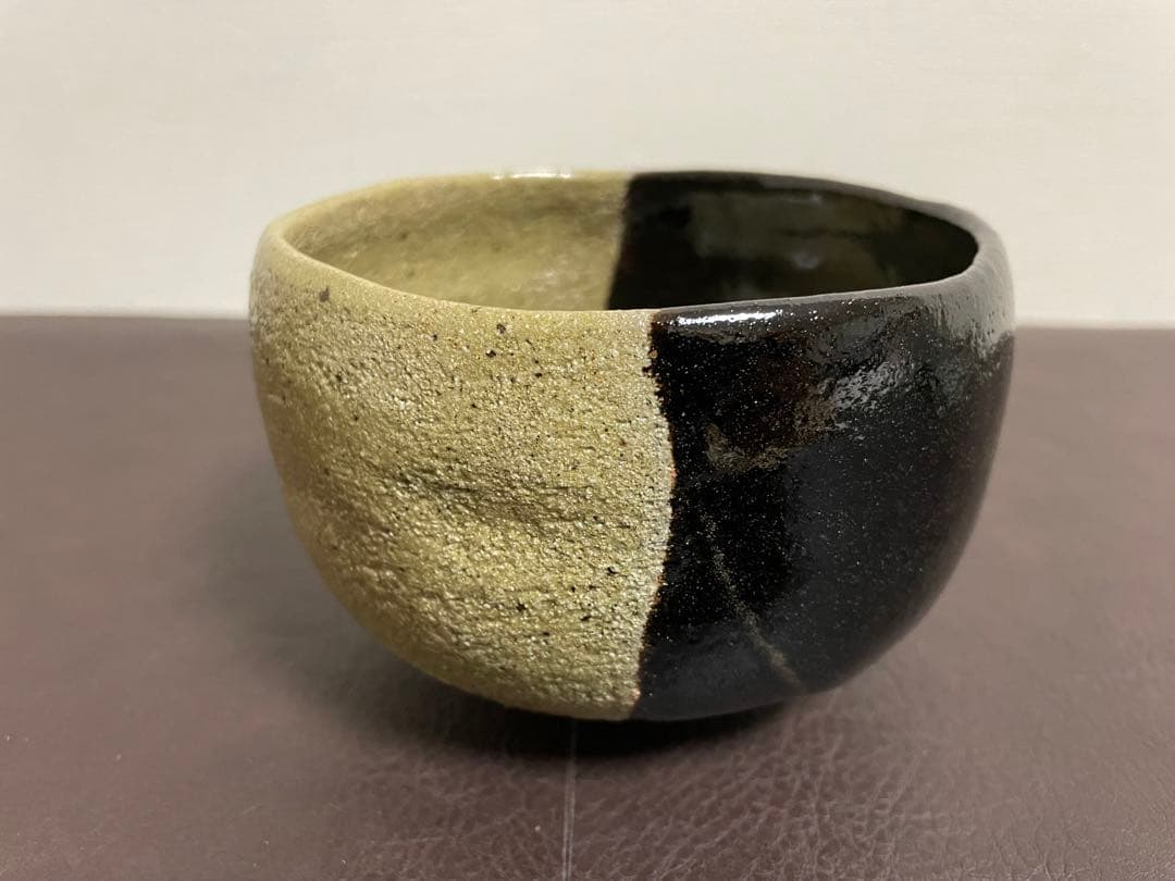 大樋年朗　掛分　黒茶盌　　共箱　共布　栞　大樋長左衛門　楽焼　黒楽　茶碗　茶道具