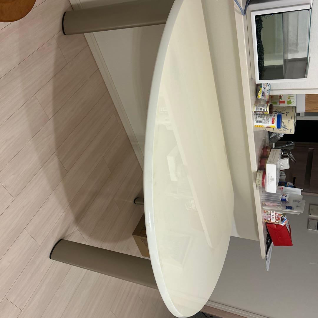 大塚家具　涙型ダイニングテーブル