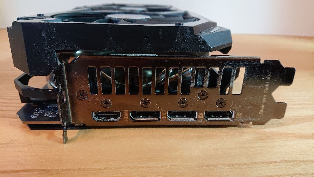 ASUS ROG-STRIX-RX6800-O16G-GAMING 動作確認済