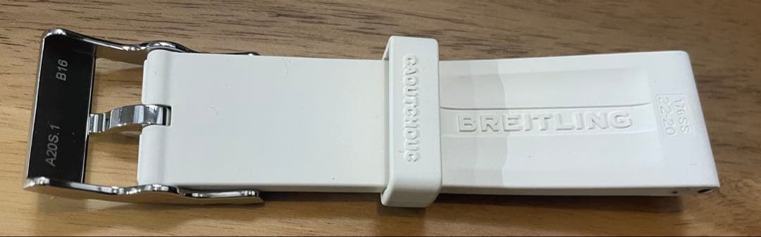 BREITLING ホワイト ダイバープロ ラバーストラップ 22MM 尾錠つき