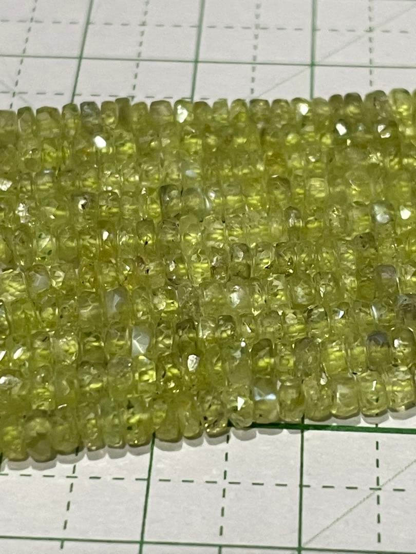 高品質ペリドット・グラデーションカットビーズ