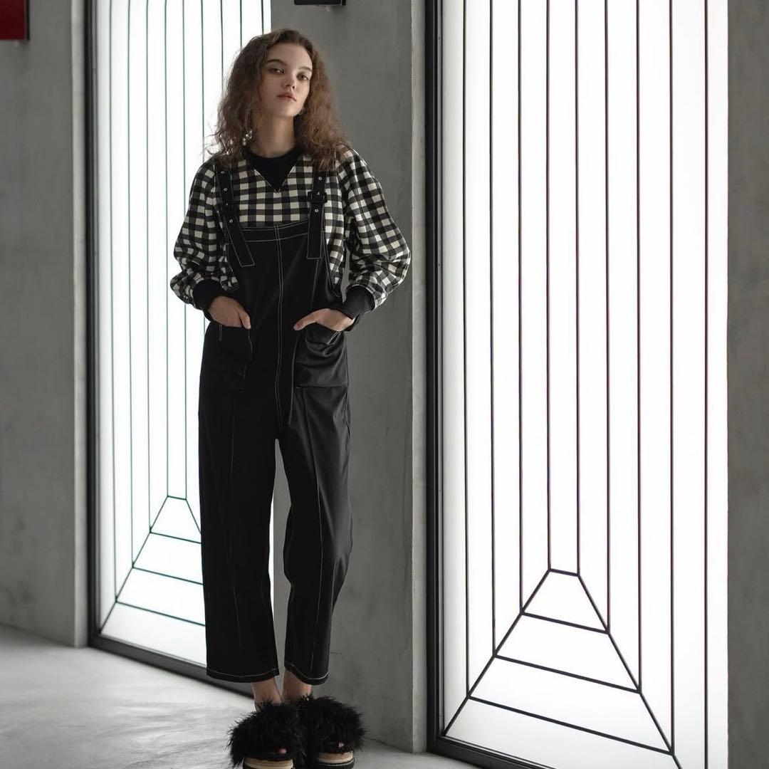 linkable シャイニーサロペット ブラック　リンカブル