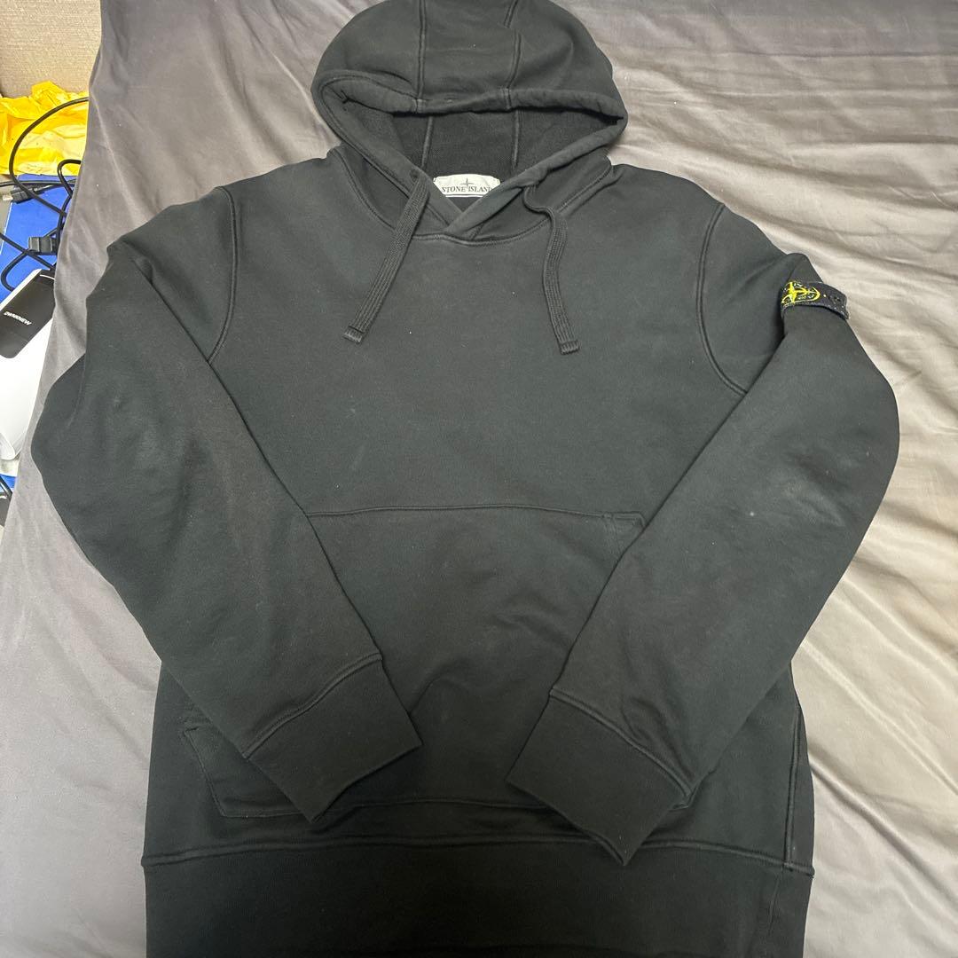 stone パーカー