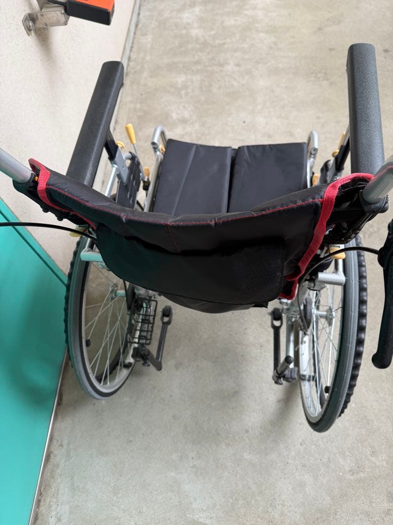 【期間限定】折りたたみ式 介助用車椅子