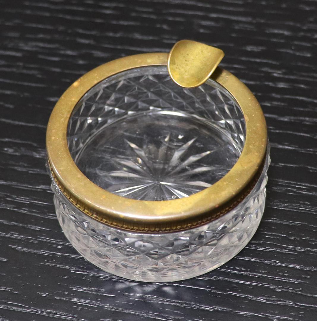 オールド・バカラ 珍品 1890年 丸型 ブロンズ装飾 灰皿 ディアマン ビゾー