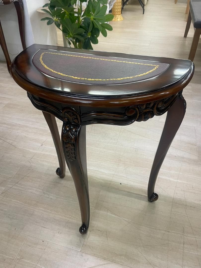 マホガニー　コンソール　展示台　棚　台　ラック　コレクションラック　飾り棚　半円