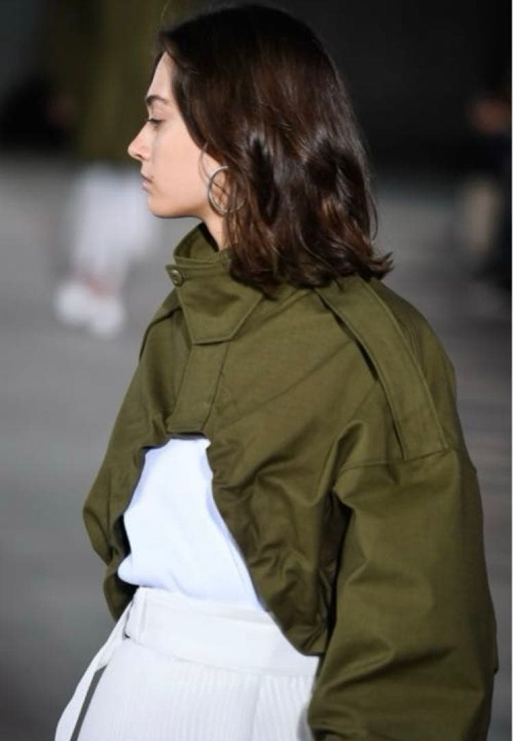 HYKE 2019SS ミリタリージャケット　カーキ