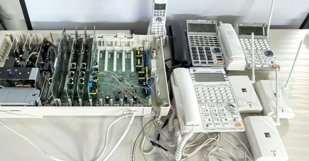 動作確認済　サクサ SAXA AGREA Hm700Ⅱ Pro 電話機セット