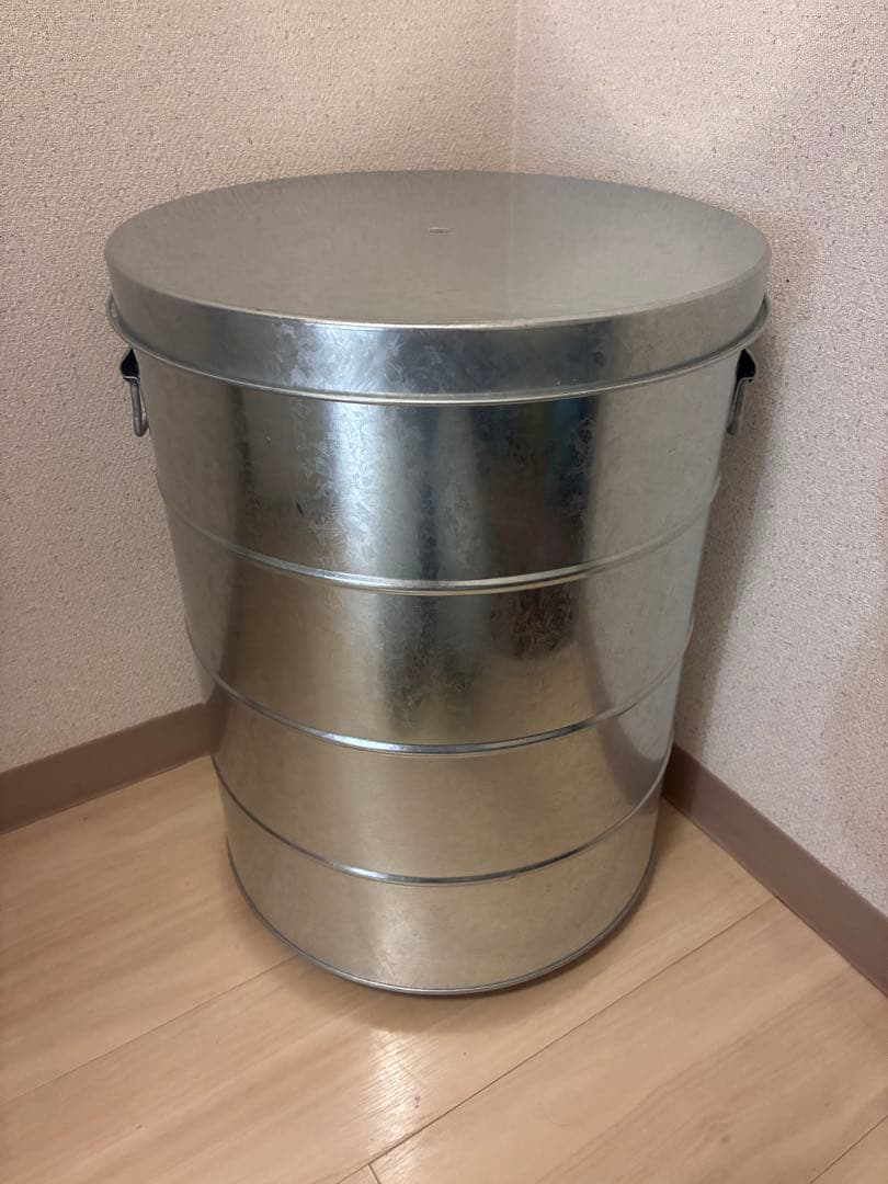 【引っ越し処分】OBAKETSU ライスストッカー 30kg シルバー