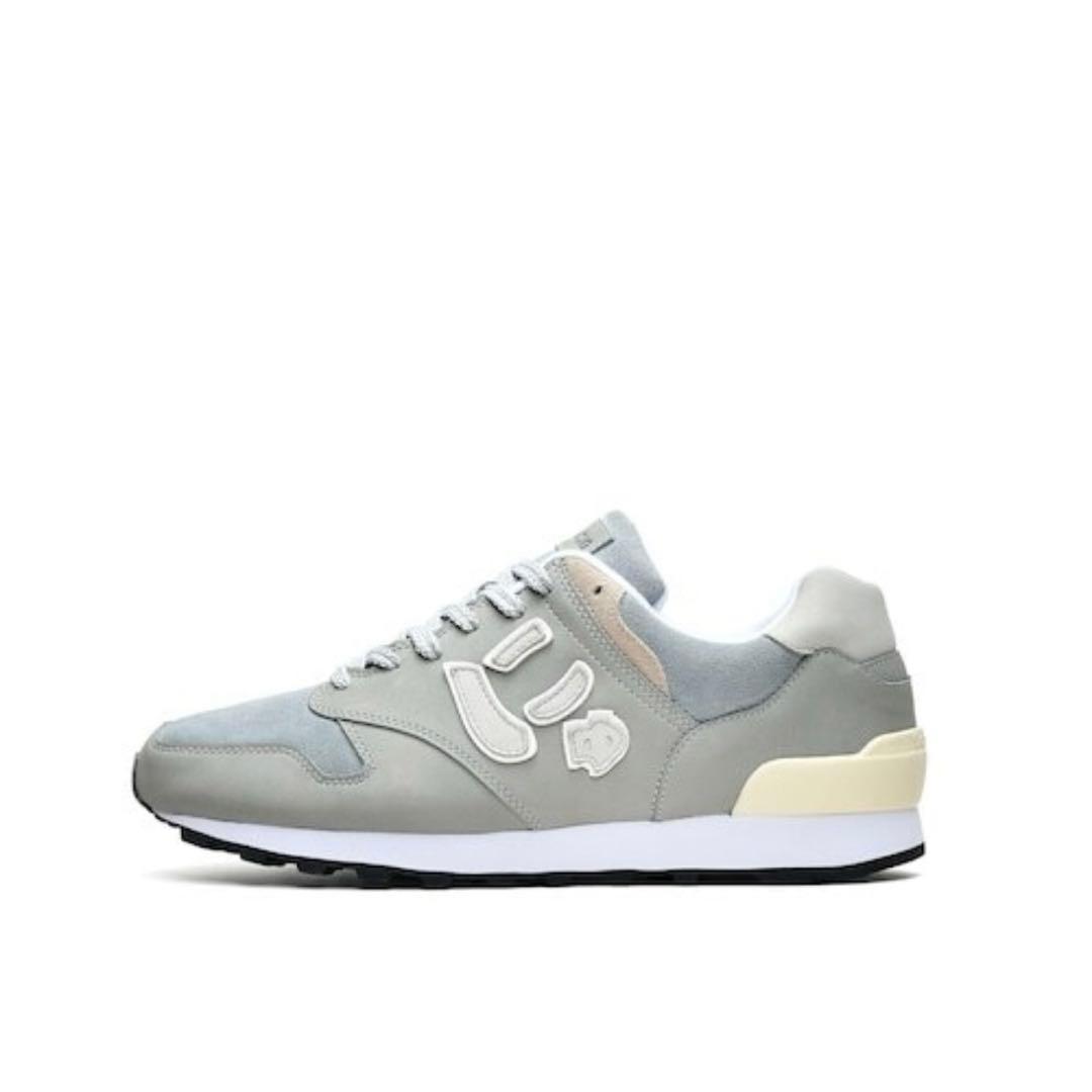 にゅ～ず『GRAY』10周年限定スニーカー【22.5cm】