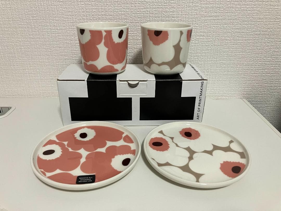 マリメッコ ラテマグ　プレートセット　箱付き