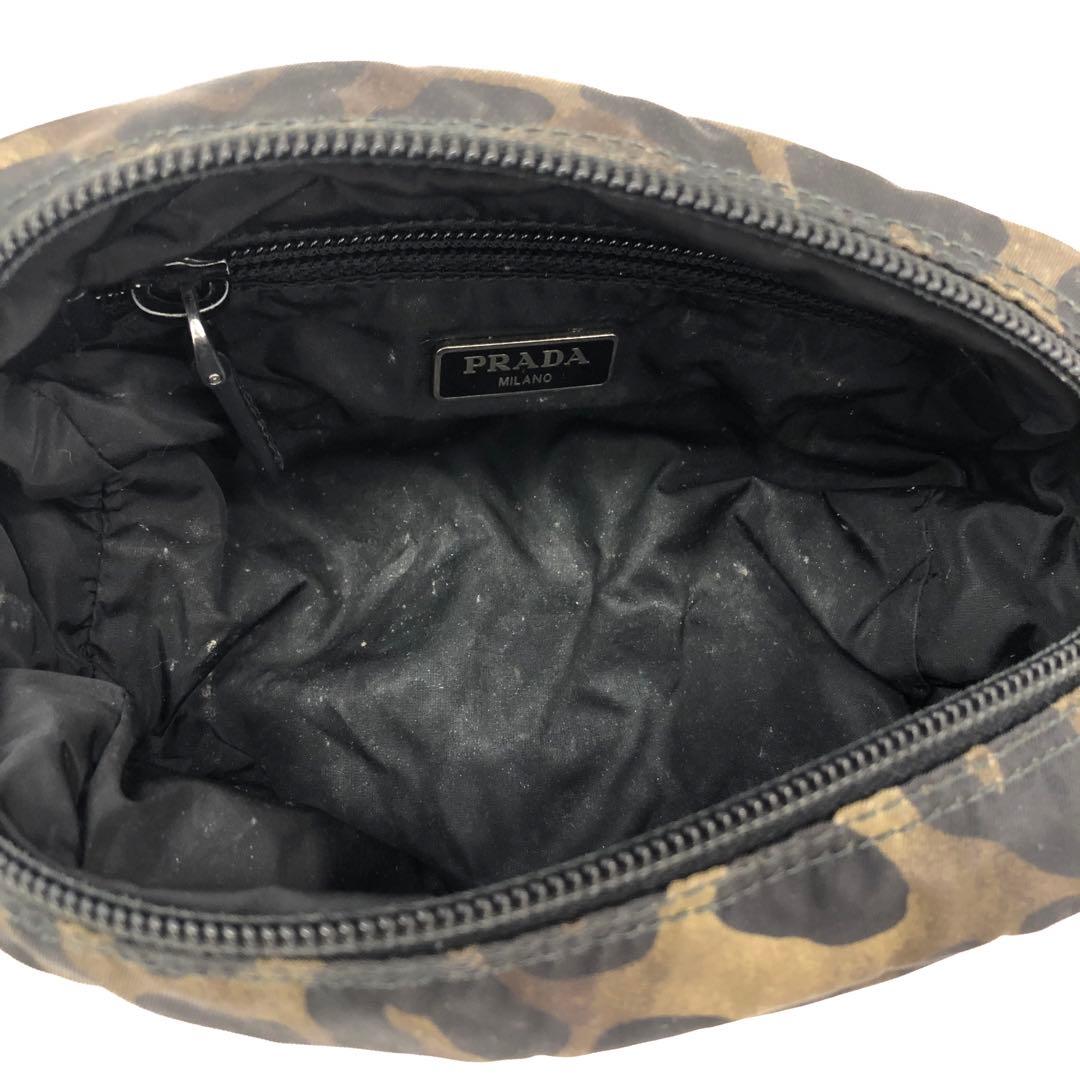 M07/019 PRADA プラダ ミニポーチ 三角ロゴ レオパード