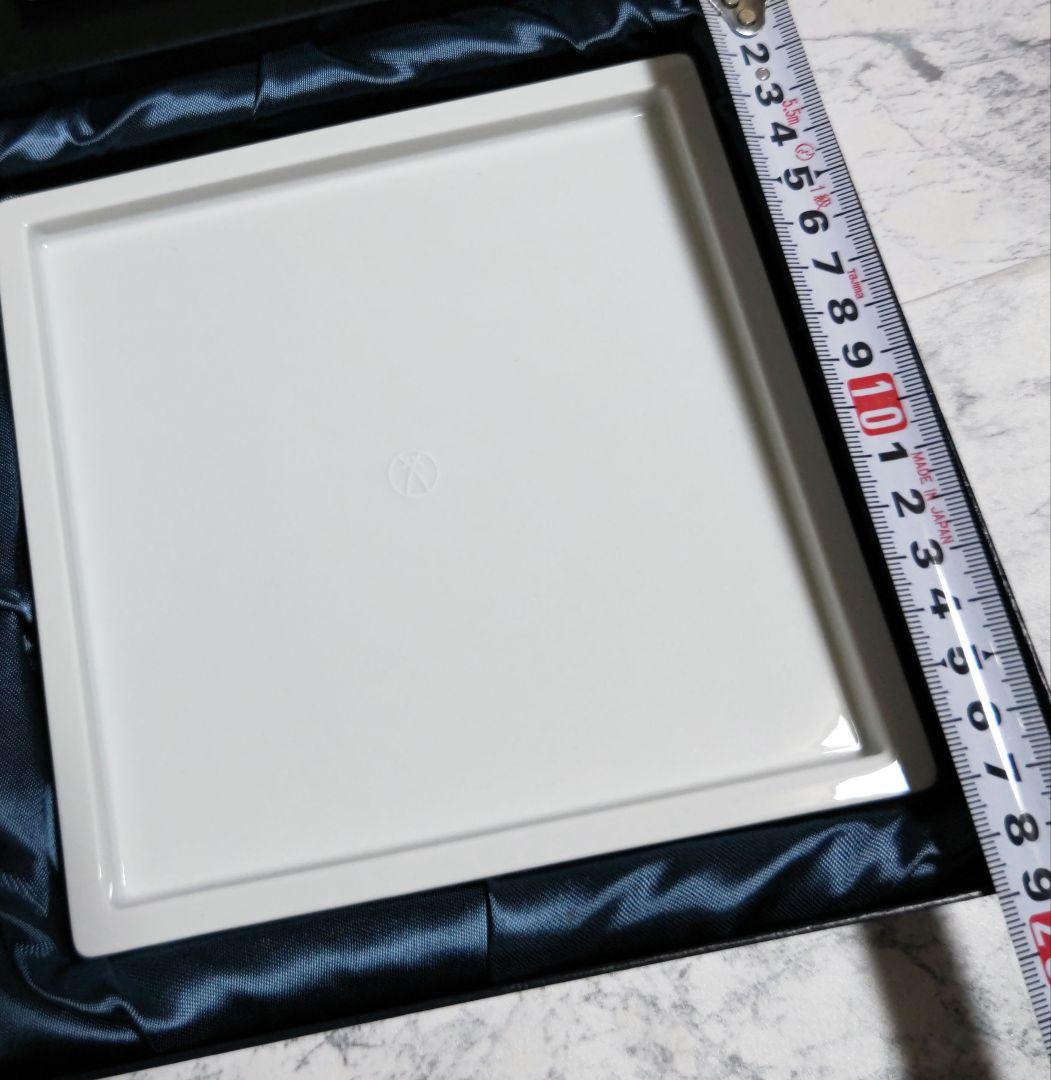 マイセン角プレート　コスモポリタン　ホワイトプラター角プレート　新品　17×17