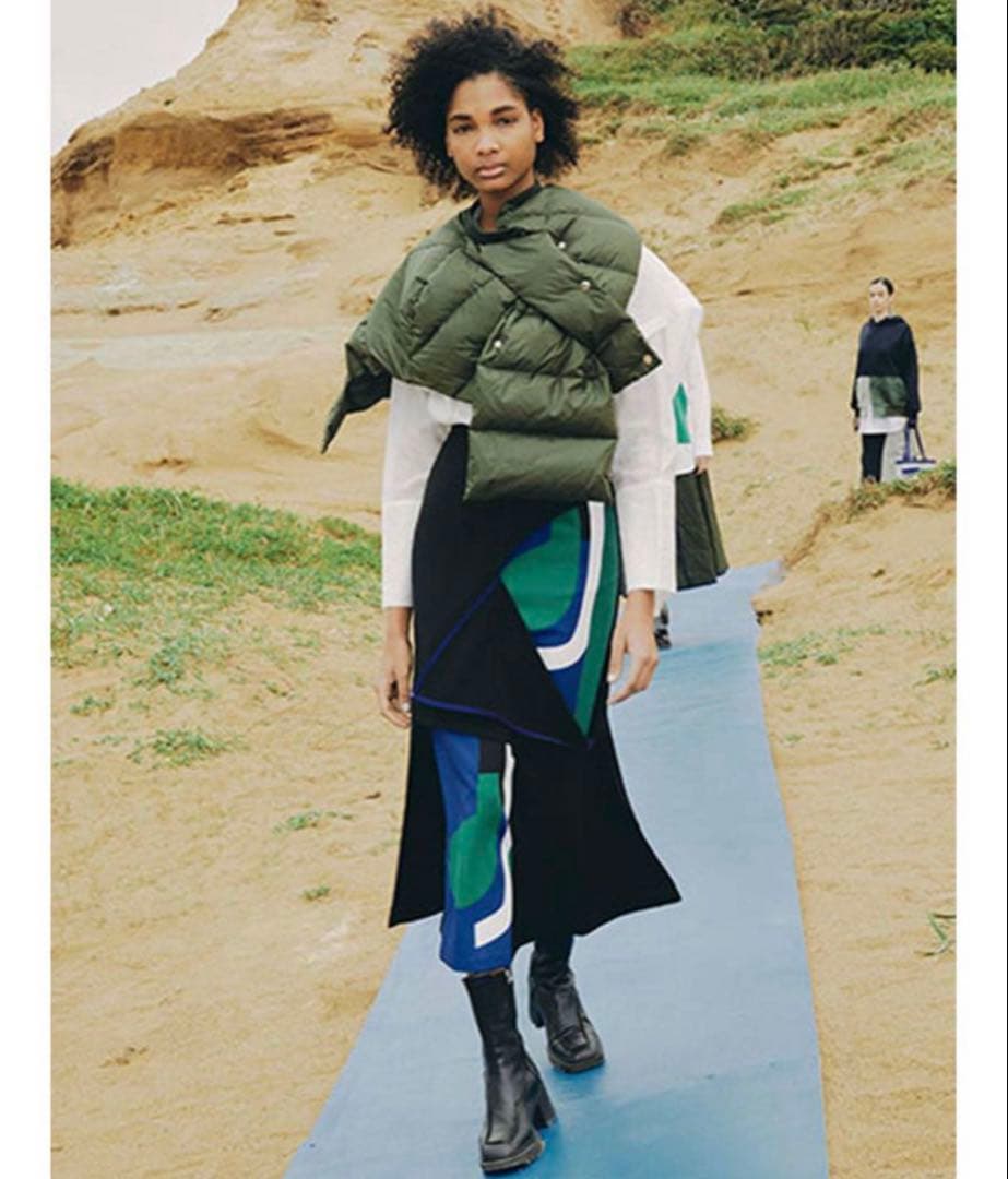 新品　UN3D ダウンベスト　アンスリード　 ショートベスト　ベスト　カーキ