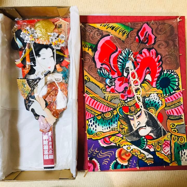 羽子板と凧 お正月