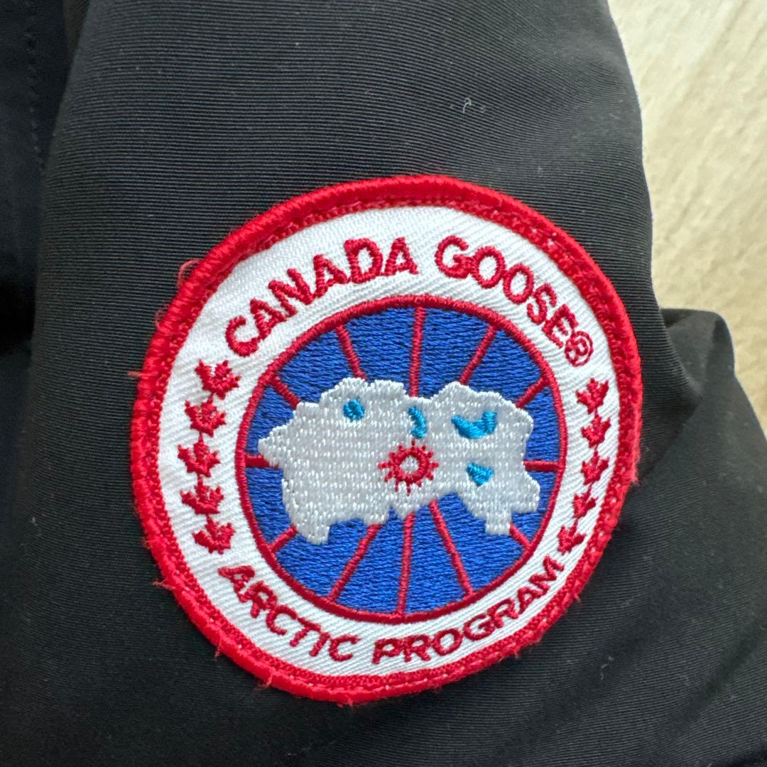 値下げ　  カナダグース　ブラック ダウン　コート