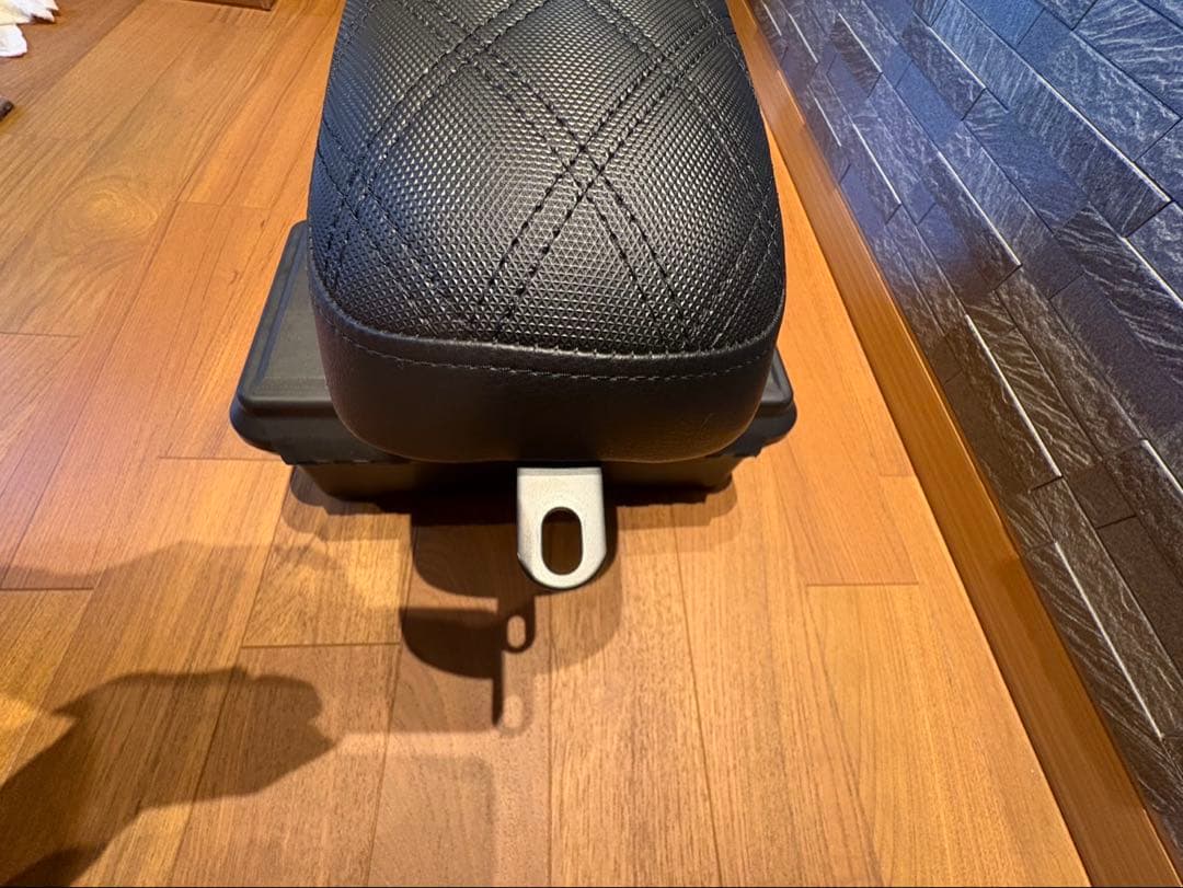 Saddlemen Pro Series SDC パフォーマンスグリッパーシート