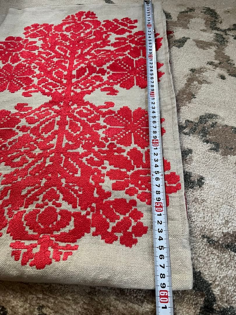 コンランショップ購入 リネン 刺繍 クッション&刺繍クッションカバー2枚セット