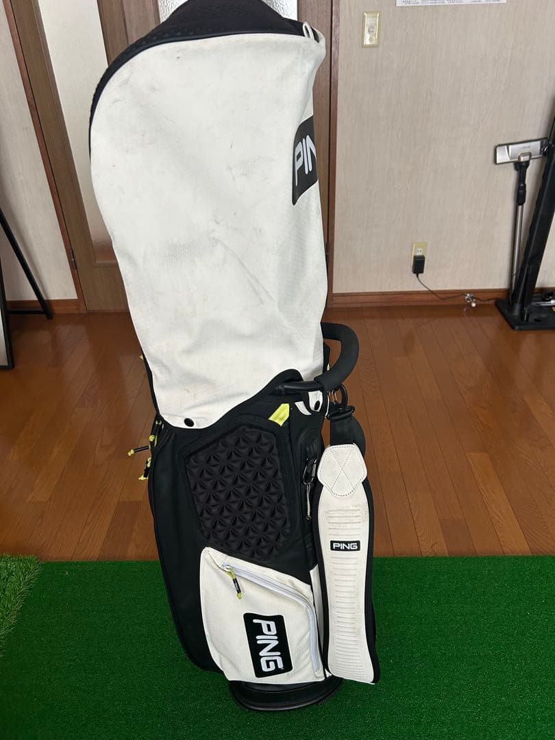 PING キャディバッグ ホワイト/ブラック