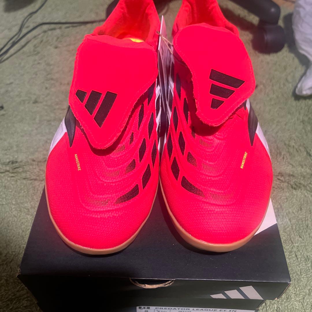 プレデター フットサルシューズ 室内用 26.0cm