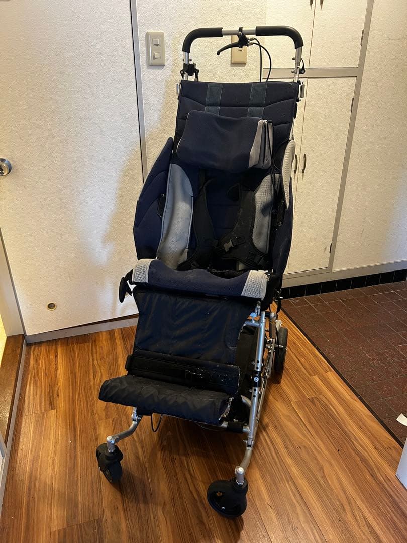 ハ*１様 ネイビー 介助用車椅子 折りたたみ