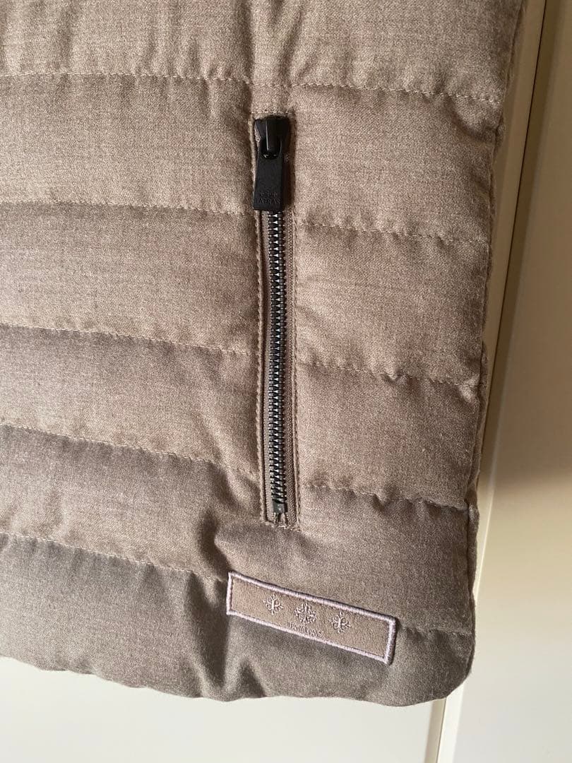 【Rainbow】TATRAS タトラス　フード　ダウンベスト　L シルク