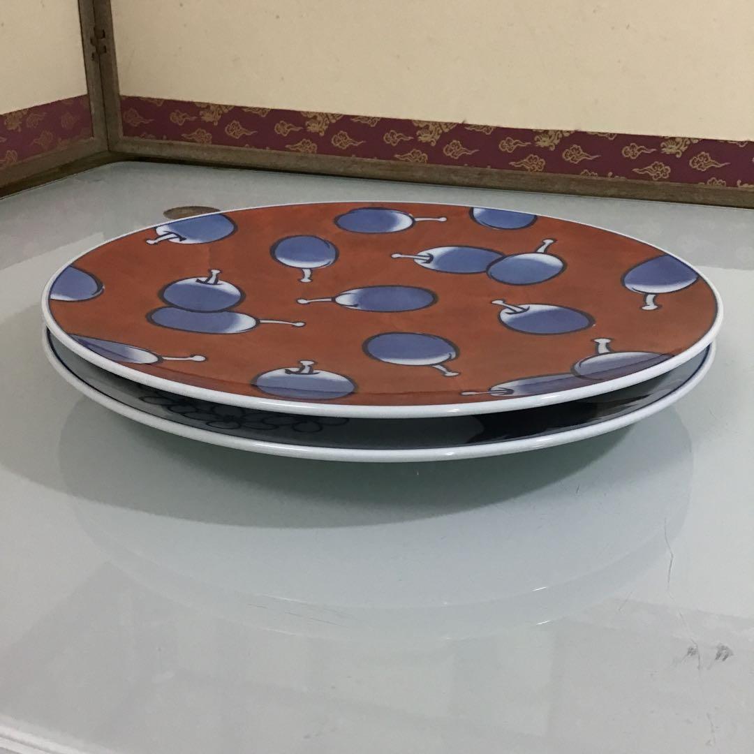 ￼源右衛門　大皿　2枚　染赤濃プルーン文　27.5センチ