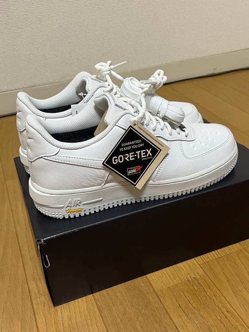 NIKE AIR FORCE 1 GTX VIBRAM ホワイト 26cm