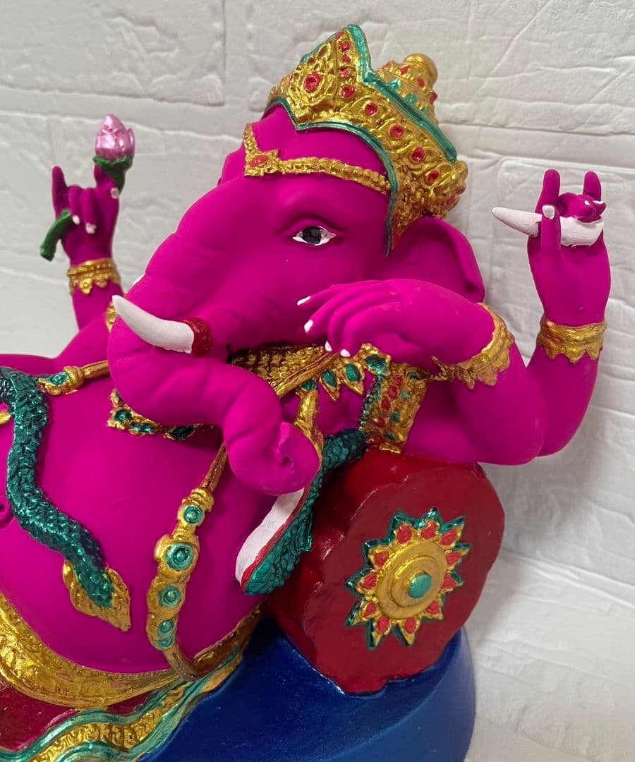 ピンクのガネーシャ像 約30cm①