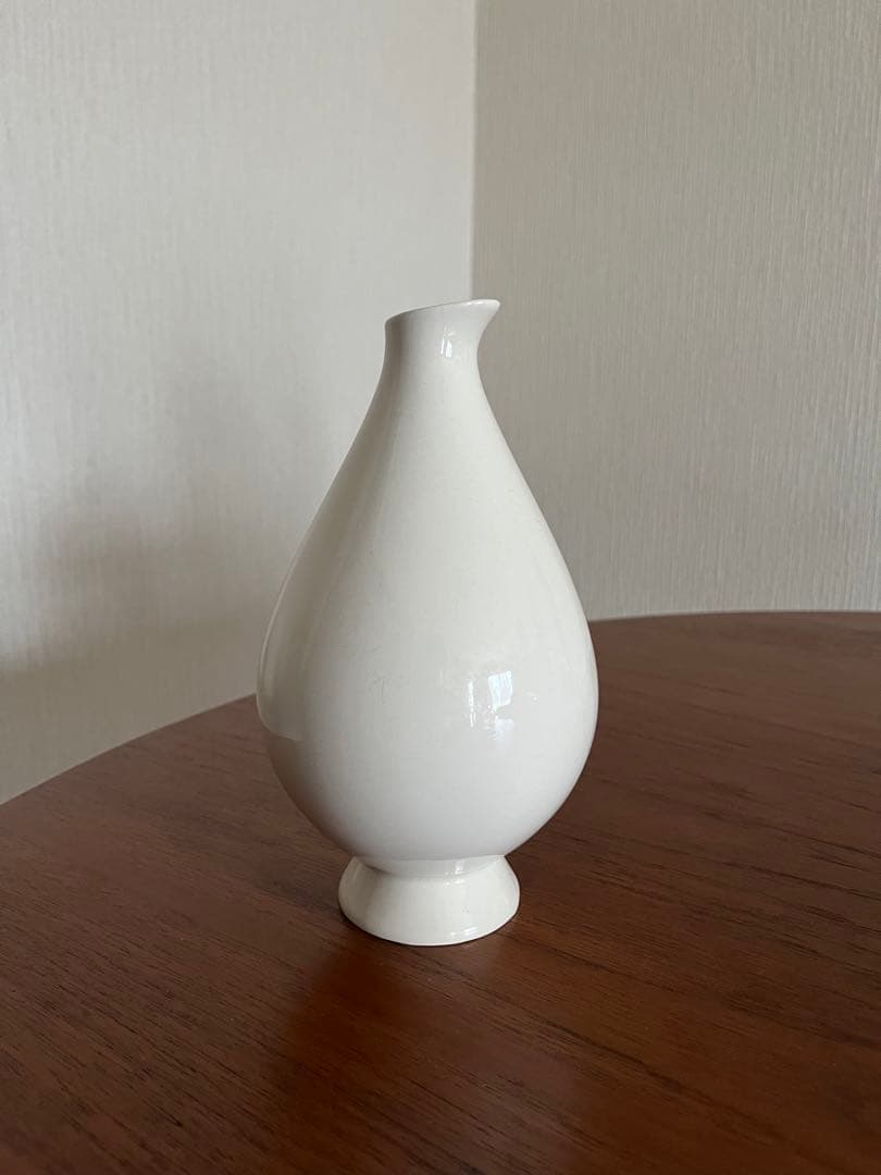 オランダ マースリヒト 白磁 花瓶