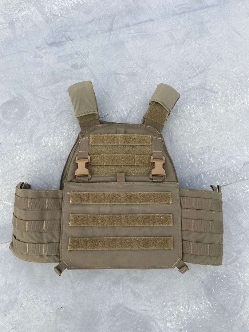 Mayflower APC プレートキャリア(RG)