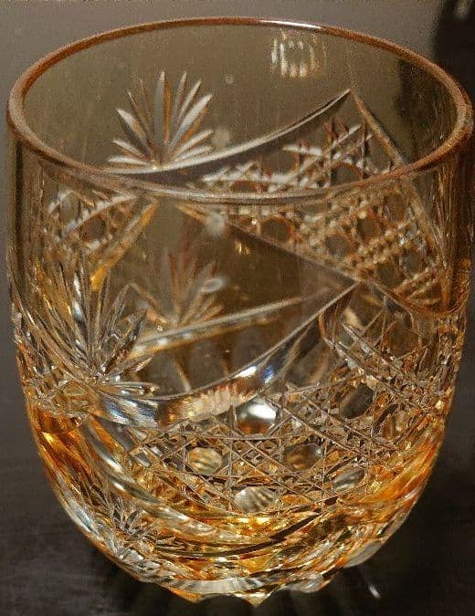 これが美しい！！江戸切子 カガミクリスタル　イエロー