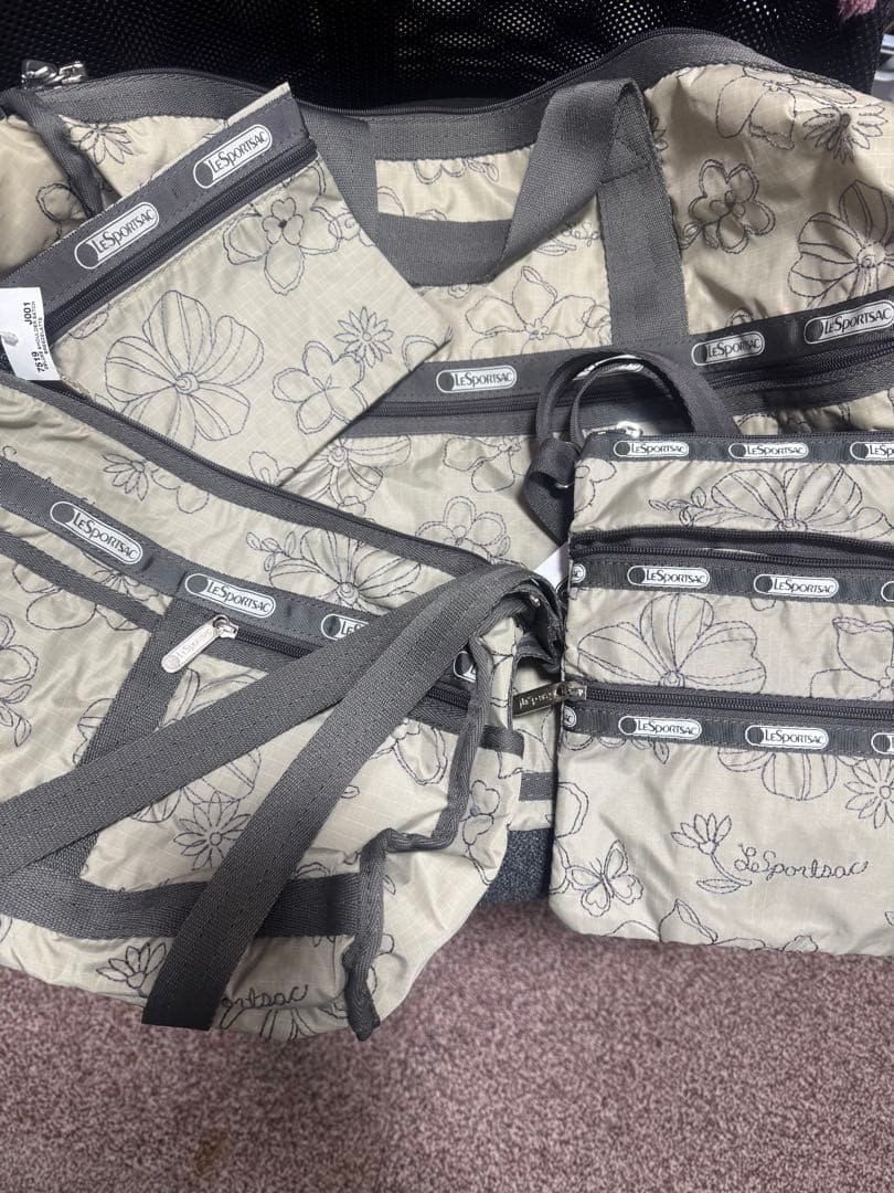LeSportsac 花柄 ボストンバッグ 大容量バック、ポーチセット✨