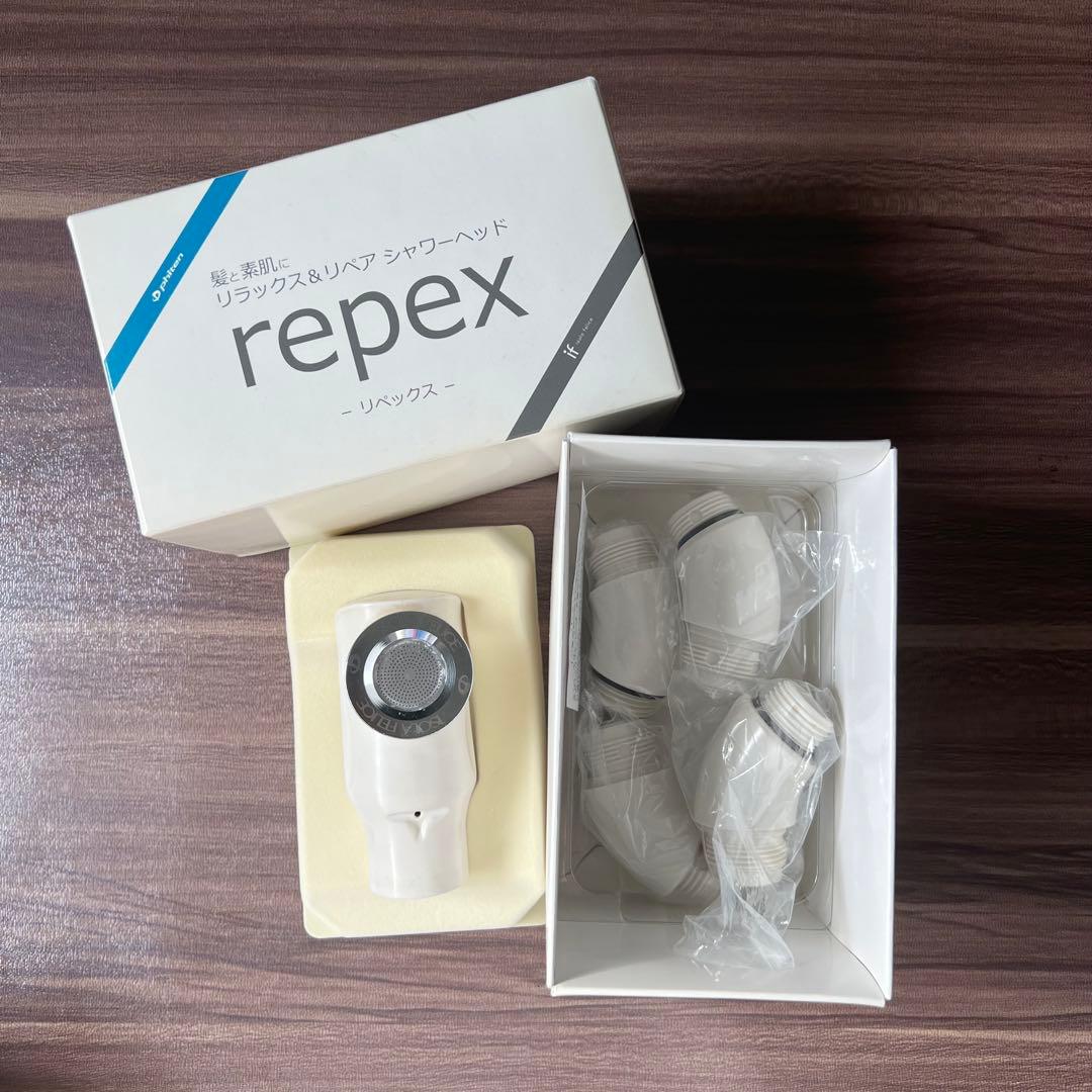 ファイテン シャワーヘッド／マイクロバブル 4種アダプター付／アクアチタン