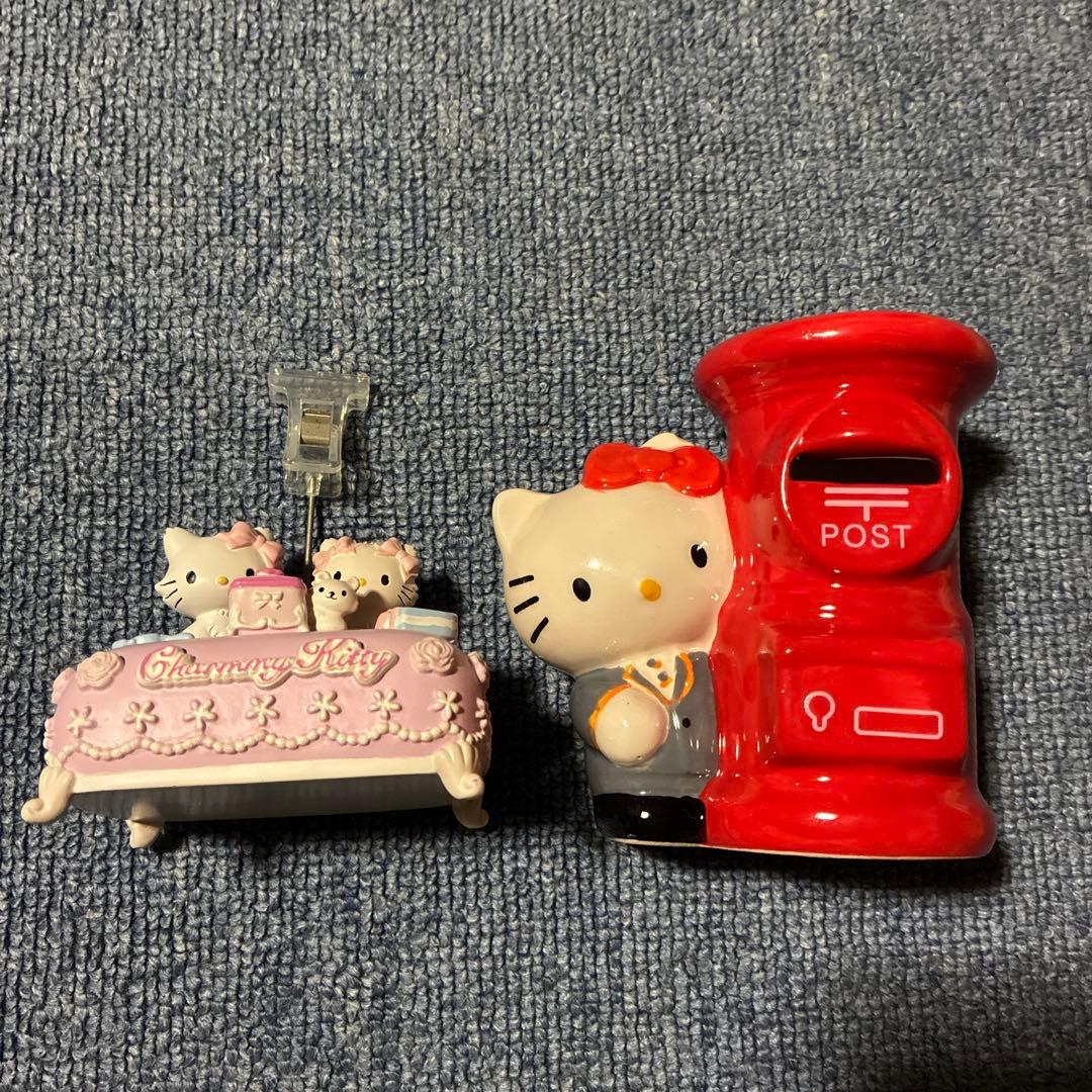 【セット販売】ハローキティ貯金箱・チャーミーキティメモスタンド