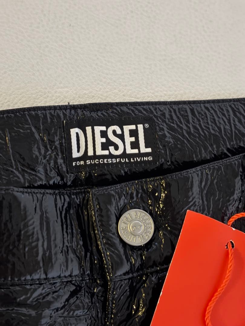 新品未使用タグ付 ディーゼル 現行 コーティング加工パンツ 大きいサイズ W36