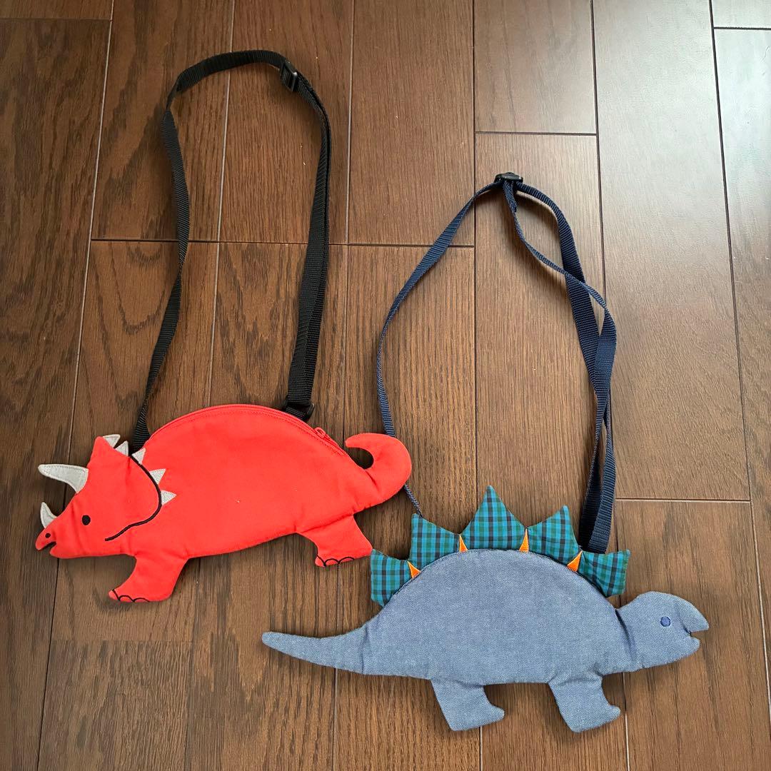 美品！familiar ファミリア 恐竜型 ポシェット 2点セット