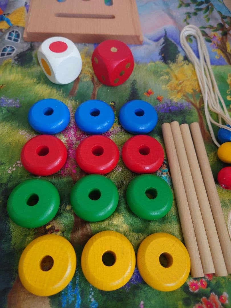 アドヴァン スリットボックス 木製 知育玩具 積み木 ゲーム ひも通し