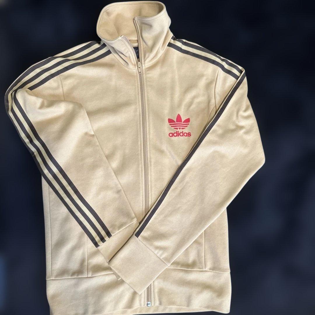 アディダス　ジャージ　ベージュ