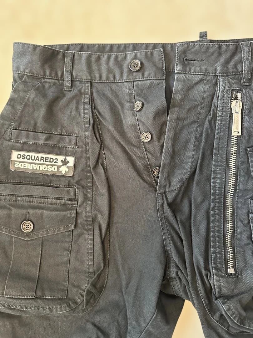 DSQUARED2 セクシーカーゴパンツ